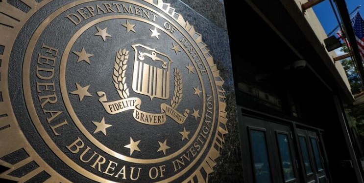 Disa letra me ‘substancë të panjohur’ u dërgohen zyrtarëve amerikanë, FBI nis hetimet