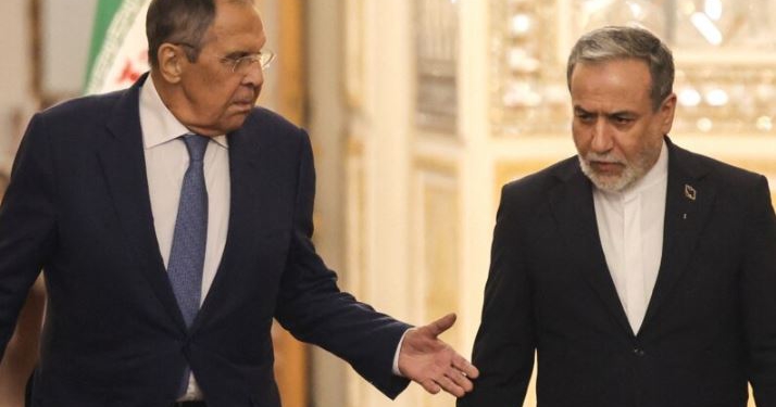 Lavrov në Teheran mes pyetjeve nëse Moska po e ndihmon Iranin në luftën me SHBA-në