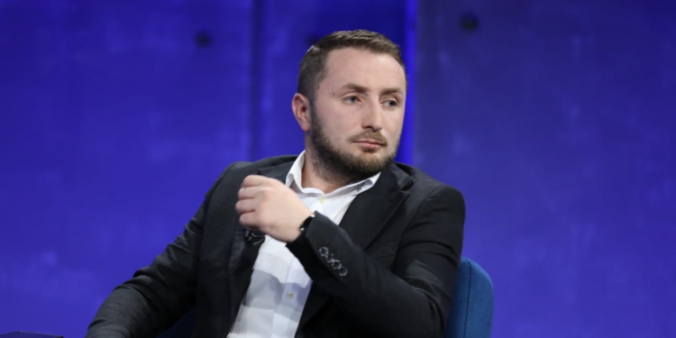 Demokraci apo lotari e kaosit?