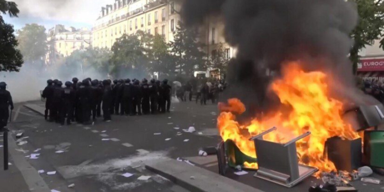 Franca përgatitet për një valë tjetër protestash të shtunën
