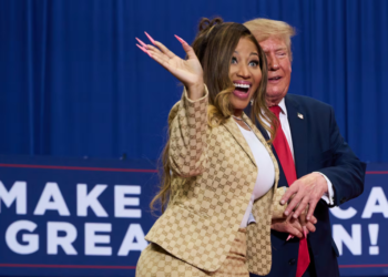 “Është e vështirë të mos i vëresh”, Trump bën komentin e papritur për format e Nicki Minaj