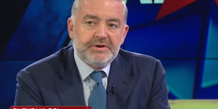 Rama dorëheqje? Klosi iu përgjigjet prerë protestuesve: Nuk është kërkesë që negociohet!