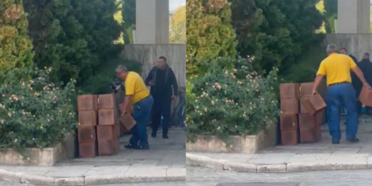 Dhuna në protestën e djeshme, vendosen blloqe me tulla para Kryeministrisë!