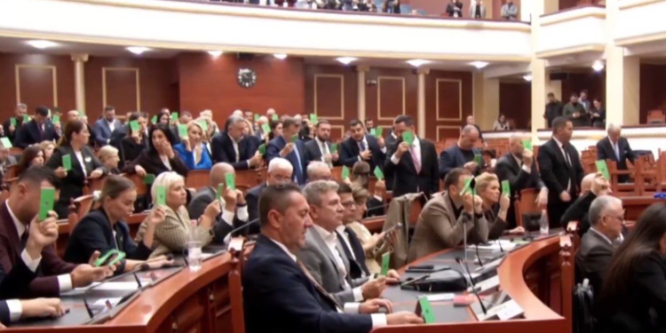 Zbulohen detaje nga Ligji për të Drejtat e Autorit votoi Kuvendi, platformat e huaja që operojnë në Shqipëri duhet të kenë përfaqësues ligjor