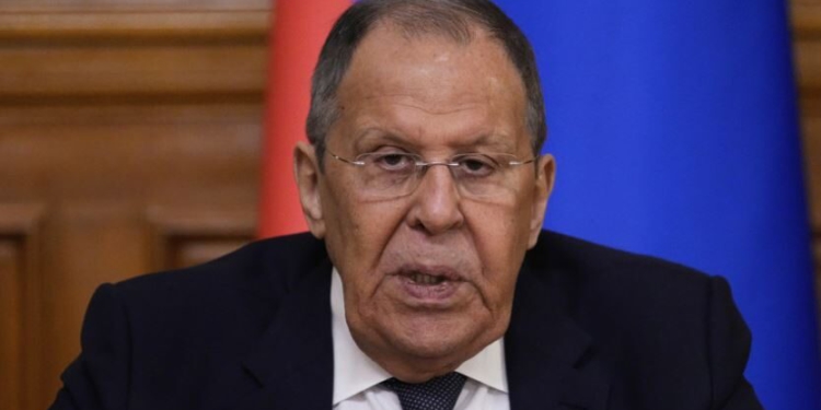 Lavrov: Zelensky ka sabotuar negociatat. Marrëveshja e paqes do sillte fundin e tij