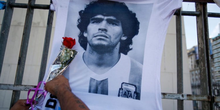 ​Caktohet data e shpalljes së vendimit për vdekjen e Maradonës