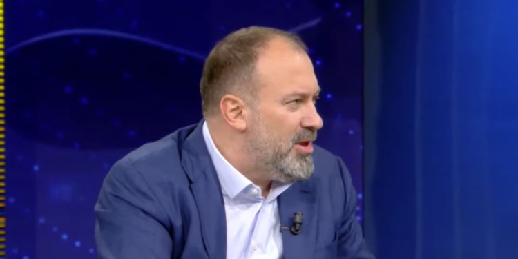 Mazniku reagon për protestën: Ata që dogjën Piramidën, nuk përfaqësojnë studentët!