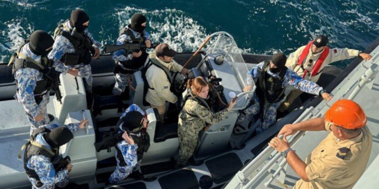 Forcat Aleate demonstrojnë gatishmërinë detare në brigjet e Shqipërisë