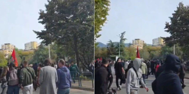 Protesta dhe dhuna para Parlamentit, pas tensioneve Policia i shpërndan me gaz lotsjellës! (VIDEO)