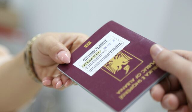 Vendimi i Qeverisë/ Kriteret e reja për dhënien e shtetësisë për interes të posaçëm shtetëror!