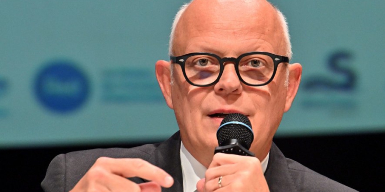 Kandidati për president dhe ish-kryeministri francez merret në pyetje nga autoritetet gjyqësore