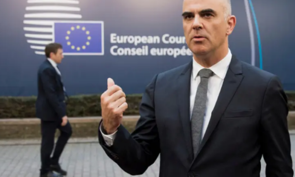 Protestat e dhunshme, Sekretari i Përgjithshëm i KE: Zemërimi i qytetarëve nuk duhet të bëhet mjet politik