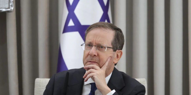 Pas votimit vijnë tensionet! Izraeli përballet me negociata për qeverinë e re, Presidenti Herzog: Të shmangen zgjedhjet e tjera!