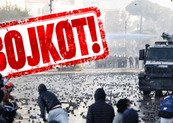 Protestuesit e Tiranës me lista të zeza si fashistët: Bojkotoni këto biznese…