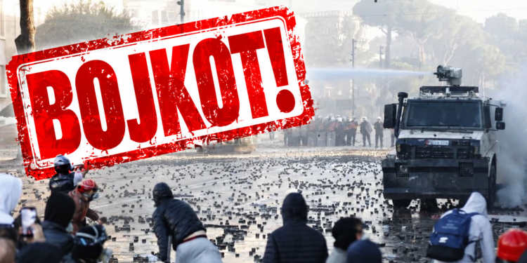 Protestuesit e Tiranës me lista të zeza si fashistët: Bojkotoni këto biznese…