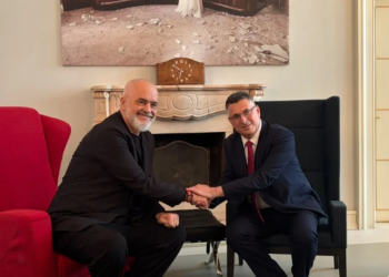 Gideon Saar takohet me Edi Ramën në Tiranë: vlerësim për zërin e guximshëm ndërkombëtar dhe miqësinë ndaj Izraelit në kohë sfiduese