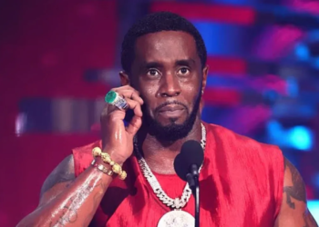 Alarm në burgun e New Jersey-t: Diddy dëmtohet në kokë pas një rrëzimi dhe dërgohet me urgjencë në spital