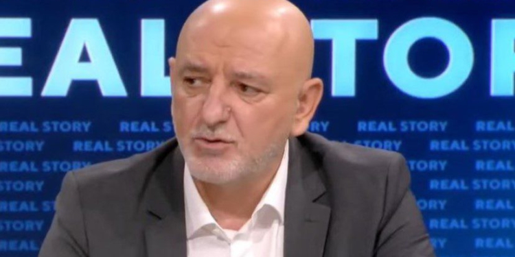 Bejko: Policia ishte e tërhequr! Berisha tentoi ta kapë protestën, e vuan që nuk është aty! Në protestë të gjitha fraksionet