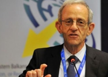 “Dhuna sjell vitin ‘97”, profesori amerikan Daniel Serwer: Çdo ndryshim duhet të vijë vetëm përmes votës