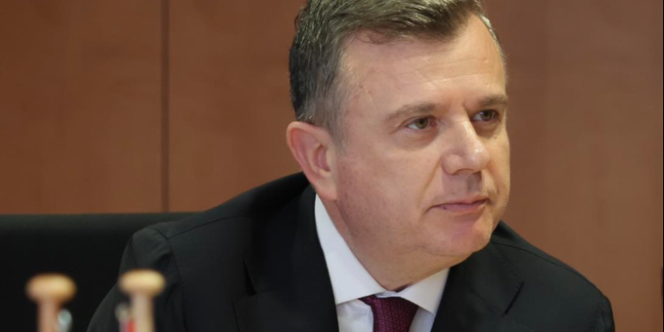 “PS do marrë pjesë në konsultime”- PD refuzoi ftesën e Begajt mbi datën e zgjedhjeve vendore, Balla: ‘Depoja e molotovëve’ të SHQUP-it qenka kundër! Uroj që…
