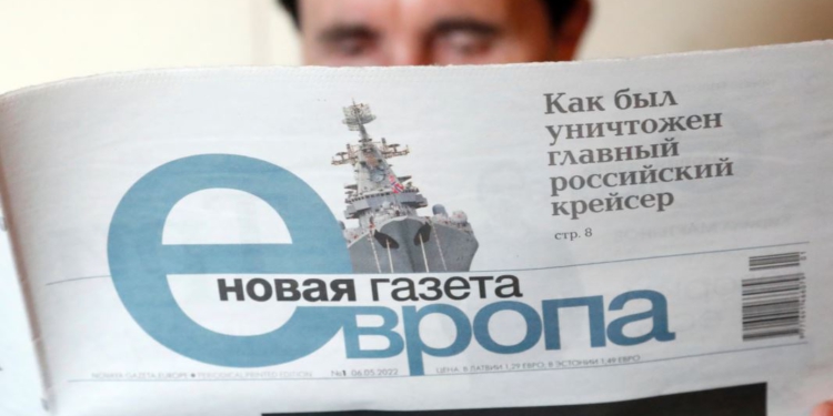 Kontrollet në zyra dhe arrestimi i gazetarit të tyre, gazeta ruse njofton mbylljen: Shkak presioni nga autoritetet