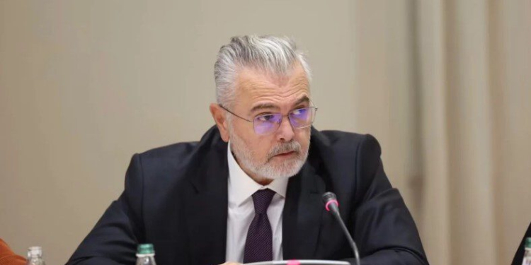 Të miturit e përfshirë në protestat e dhunshme, ministri Gogu propozon 4 masat e reja për fëmijët që shoqërohen nga Policia!