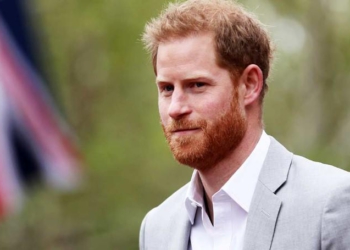 Princi Harry pas rikthimit në Britani: Shpresoj të pajtohem me familjen