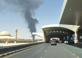 Arabia Saudite nën sulmet e Huthëve, 13 të vdekur nga goditja në aeroportin e Riadit