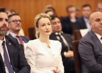 Nga këshilltare në BKH në krye të Burgjeve: Kush është Sadleva Bodo që zëvendëson Adriatik Kupin
