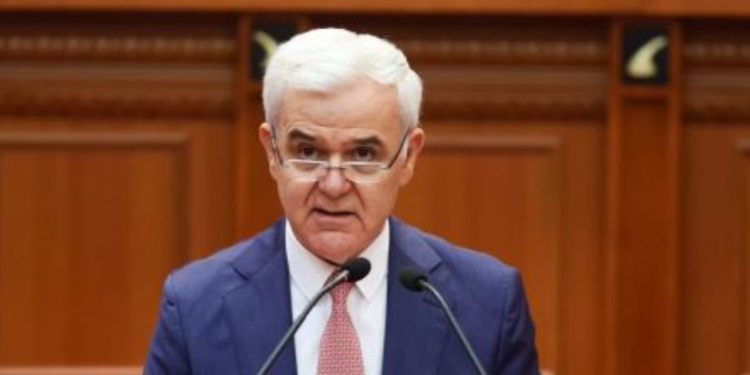 Dhuna në Tiranë, Xhafaj: Politikanë pa din e iman që përdorin studentët si mish për top…