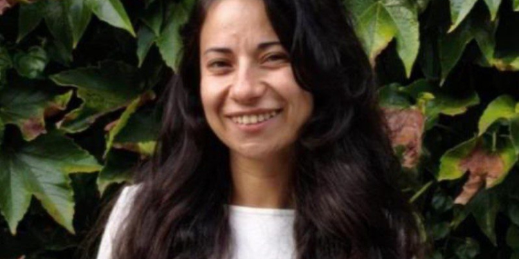 U arrestua në Rinas dy muaj më parë, Gjykata e Tiranës vendos ekstradimin e aktivistes Julide Yazici drejt Turqisë! Mësuesja njihet si anti-Erdogan