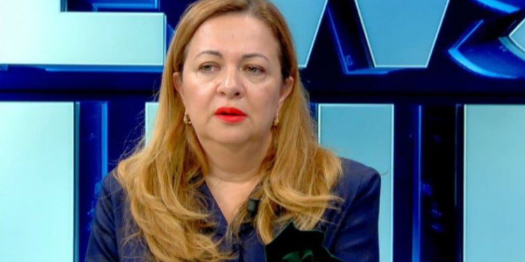 “Dialogu është zgjidhje, jo dhuna”- Zv/ministrja Osmani: Shkollat po vijojnë, garantojmë proces mësimor të sigurt